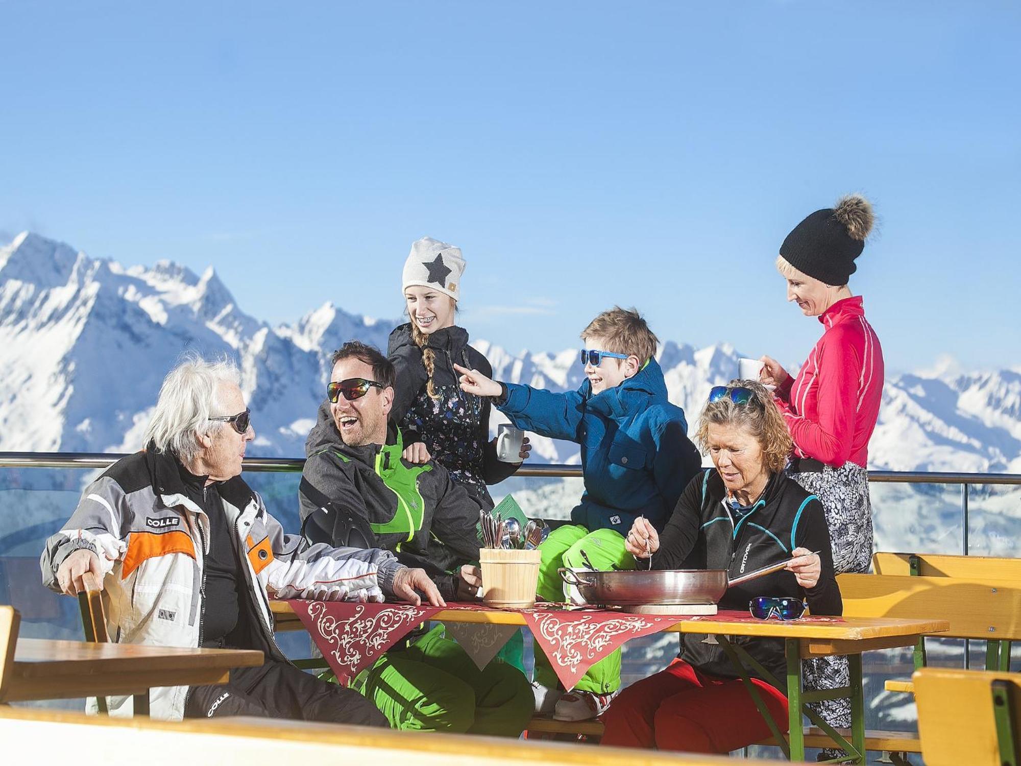 Apartment In Bramberg Am Wildkogel With Balcony ภายนอก รูปภาพ